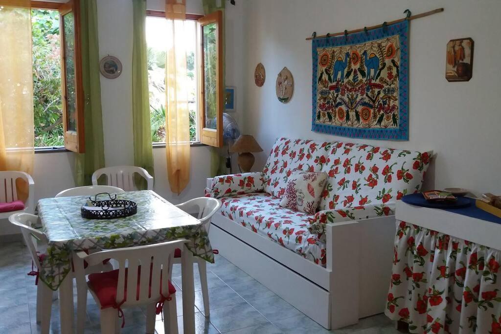 Villa Casa Catalogna , Vicino Al Centro Storico. Lipari  Exterior foto